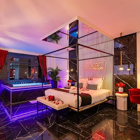 Trocadero Private Jacuzzi Apartamento